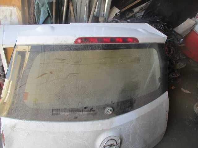 Luneta  OPEL AGILA an 2011 originala stare perfecta