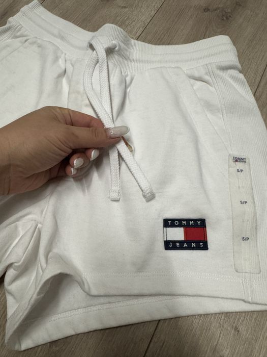 Свитшот Tommy hilfiger оригинал новый