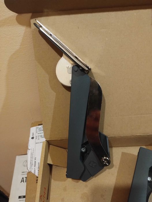 Set 2 balamale corp bucatarie - Sistem de ridicare a usii cu amortizor