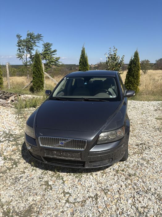 Volvo S40 на части