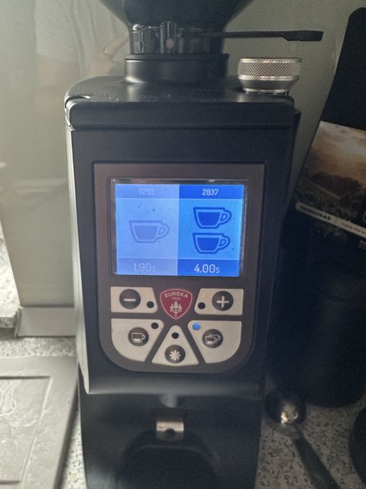 Rasnita cafea profesionala Eureka Atom Specialty 75