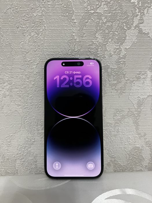 Продам айфон 14 про