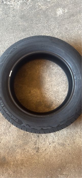 Гуми Continental 215/60/17C