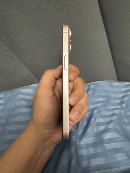 iPhone 15 хорошо состояние