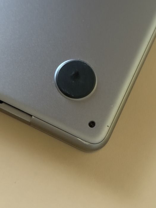 Macbook Pro M1 16Гб