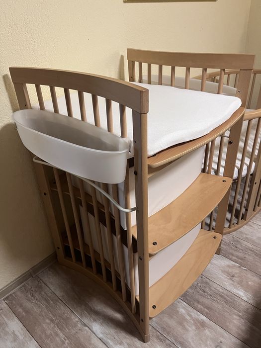 Set patut Stokke Sleepi cu masa de infasat