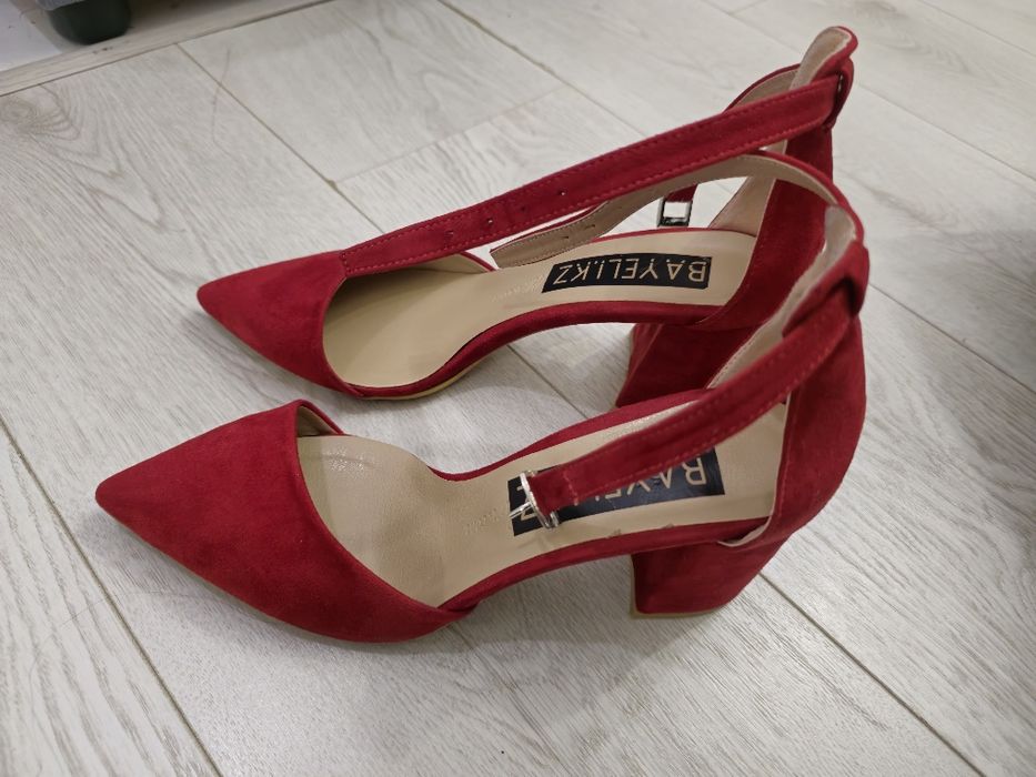 Туфли вечерние красные