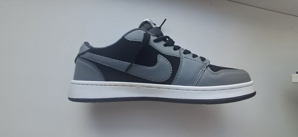 Кроссовки найк трэвис скотт серые