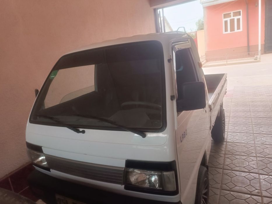 Labo sotiladi yili 2023 probek 88 000 km polni ful shumka kraska toza