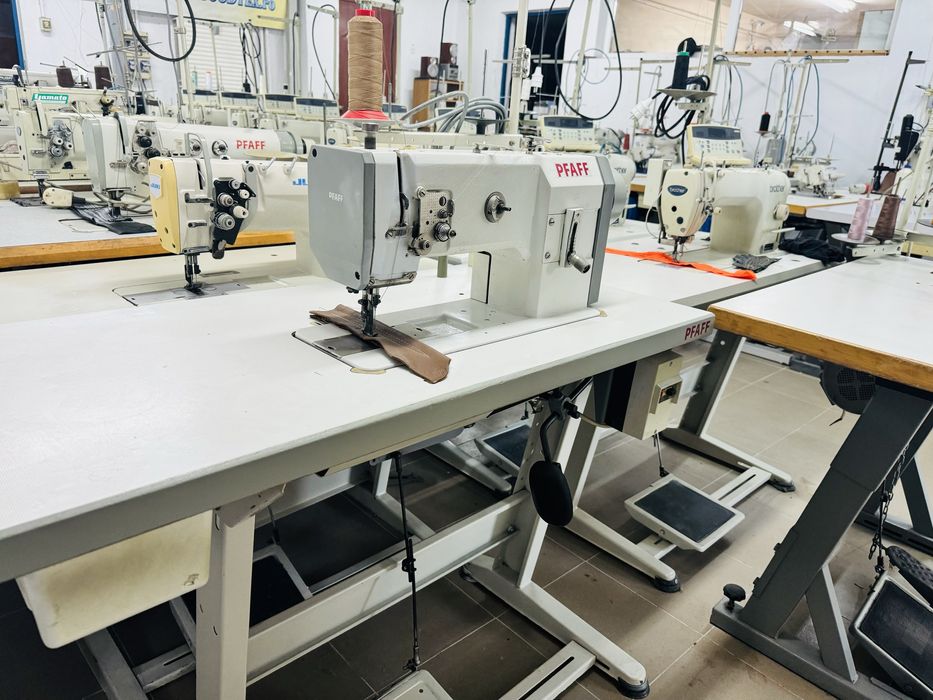 Masina de cusut Pfaff 1245 cu triplu transport