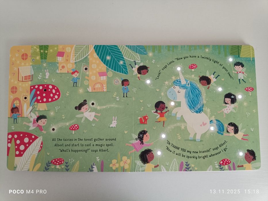 Carte cu luminițe Usborne Twinkly Twinkly Fairies noua