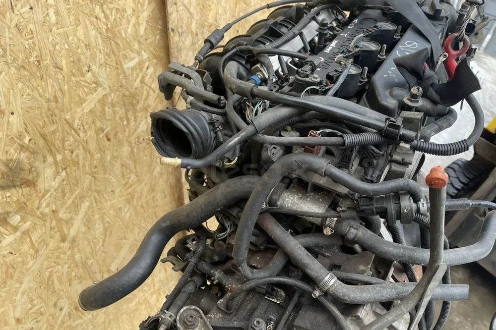 Двигатель движок мотор Мазда 3 5 2.0 LF