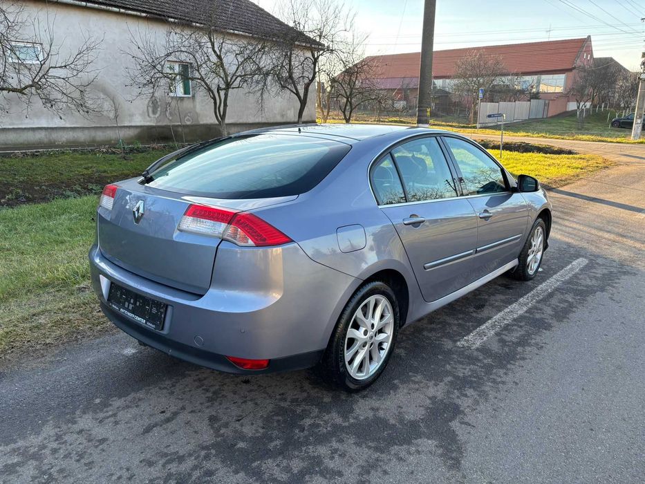 Vand Renault Laguna 1.5 dci an 2009 km reali - carte service