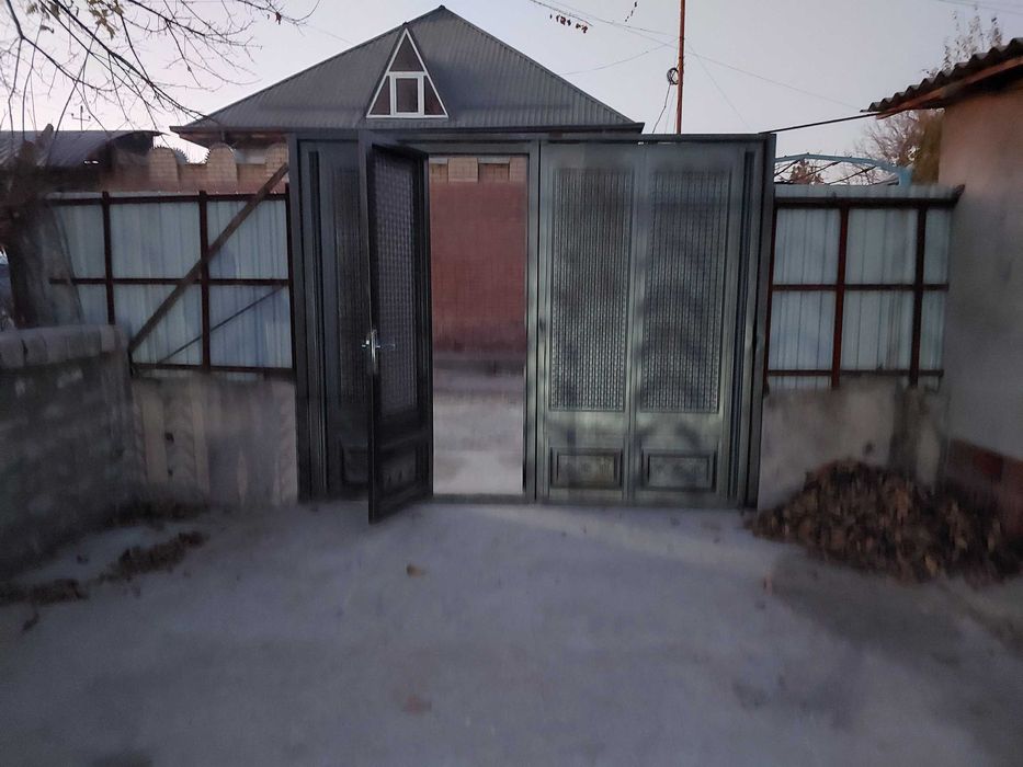 Срочно продаётся дом с участком 2 сотки, Чирчик, Горбольница