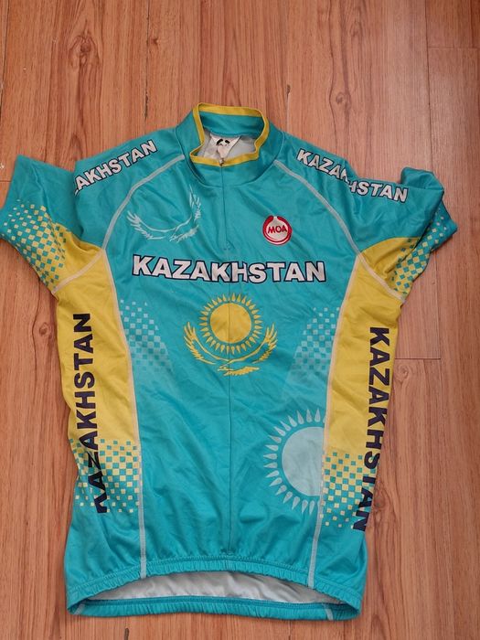 Продам велоформу не дорого