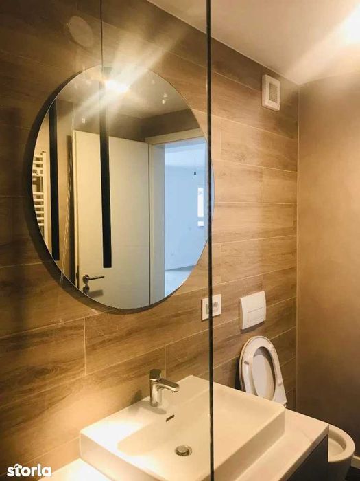 Vand ap. 2 cam. Coresi Brasov/ boxa/ 2 locuri de parcare supraterane