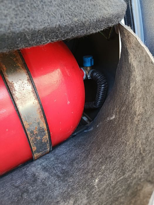 Метан газ балон, комплект продается