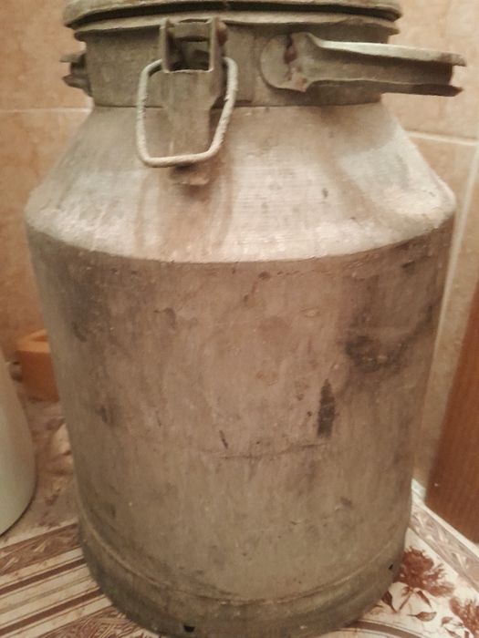 Продам алюминиевую флягу