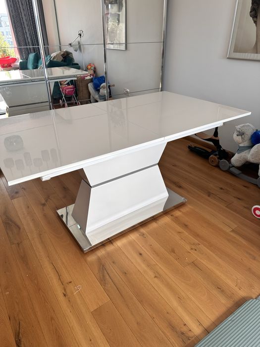 Set masa dining si scaune Mobexpert