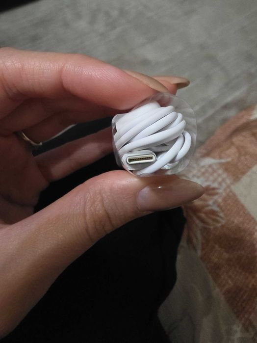 Слушалки Samsung, Huawei, Vodafone