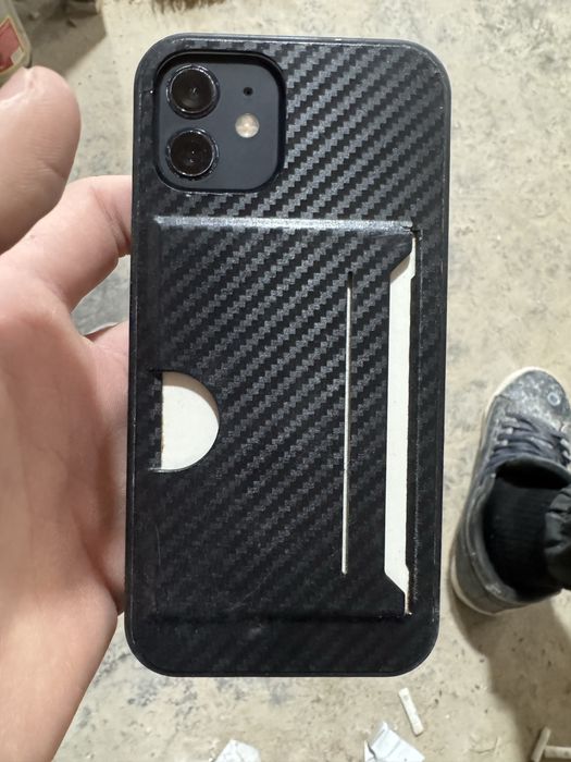 Продам айфон 12 128гб