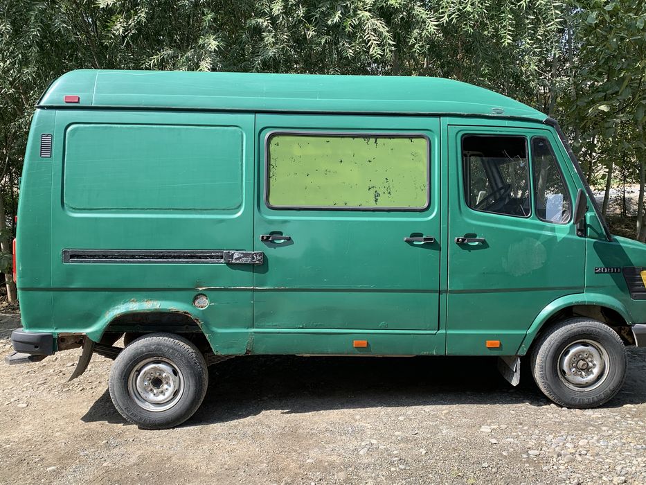 Mercedes 601 gaz sdina amartizatirli resor qilingan