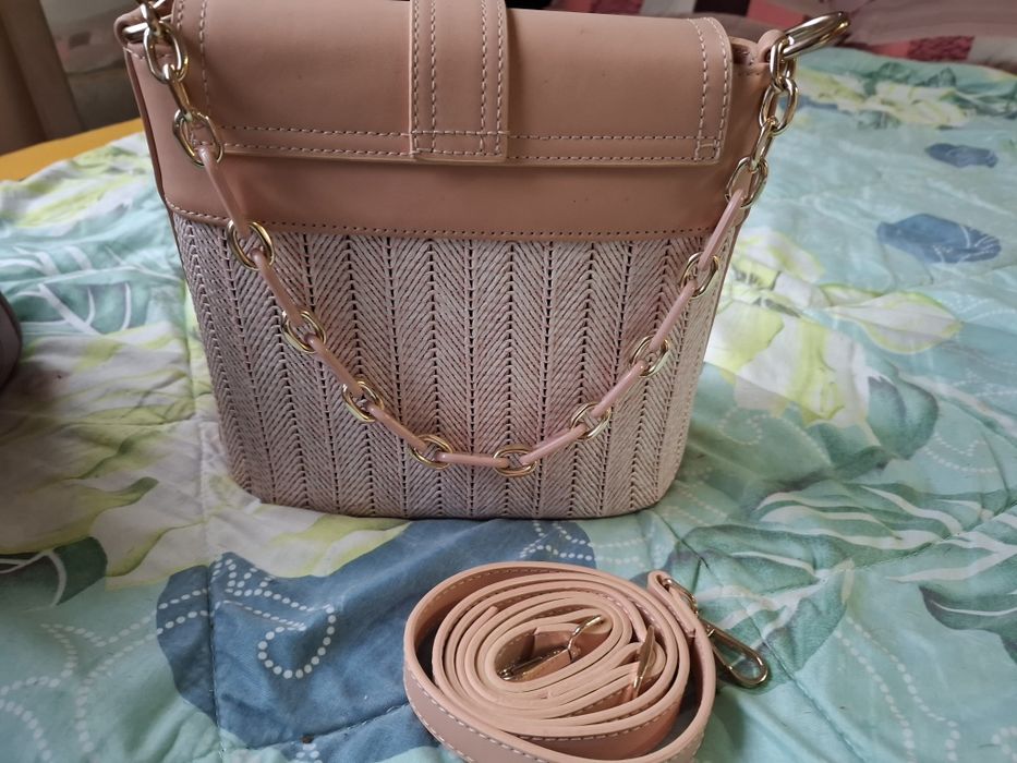 Нова дамска чанта