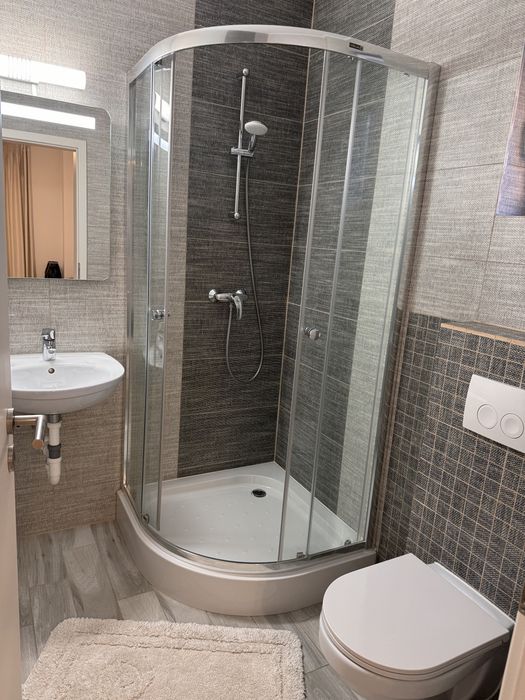 Apartament 3 camere de inchiriat