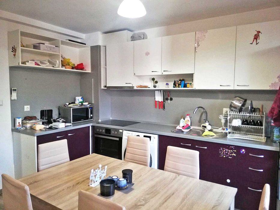 Продава се Тристаен апартамент в Казанлък - 109 кв.м за 1685 €/кв.м - Снимка #1