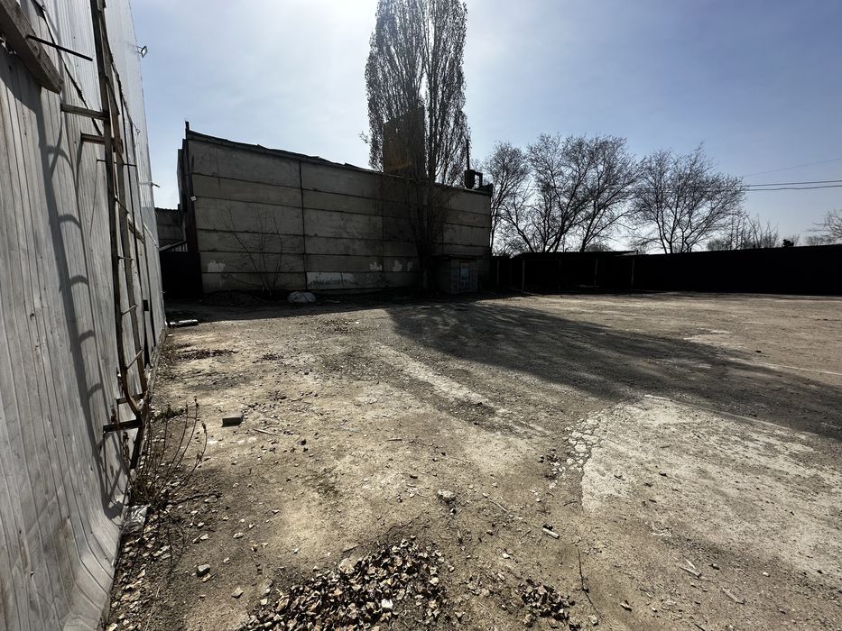 Огорожденная територия 800м2