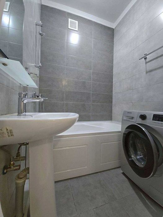 Продаётся своя кв ЖК Гринвич 3/2/9 с ремонтом кирпич