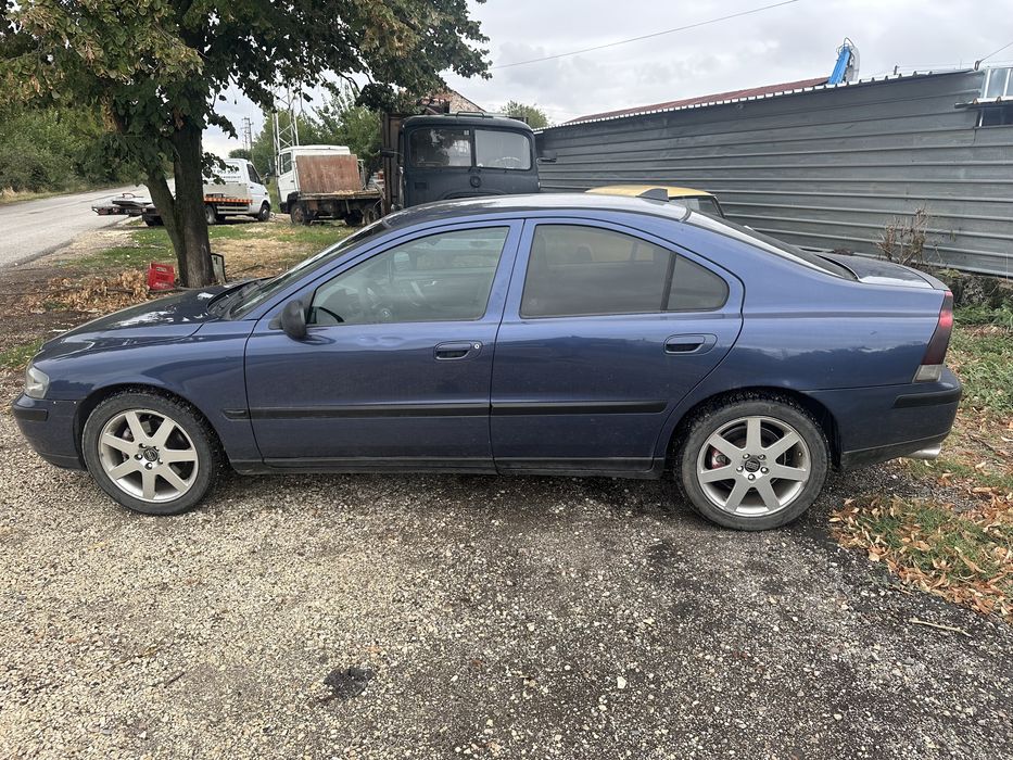 Volvo S60 2.0T на части