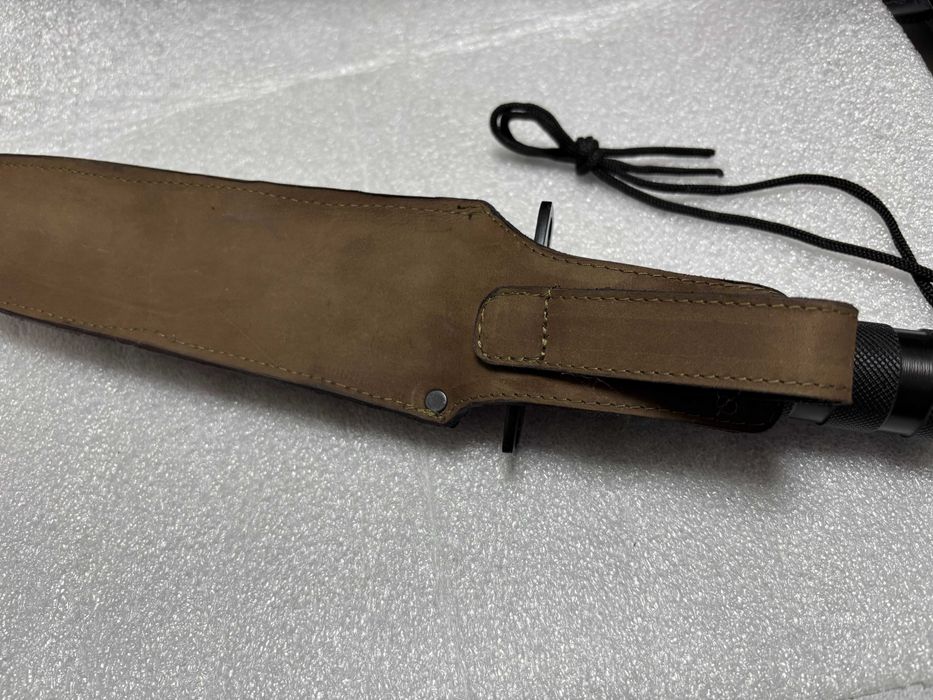 Голям Тактически нож Boker Magnum Survivalist с Кания/естествена кожа/