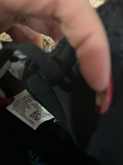 Jordan 1 retro obsidian blue limited