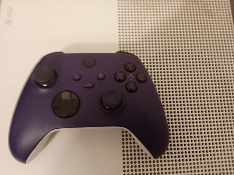 Xbox One 512 GB SSD + maneta