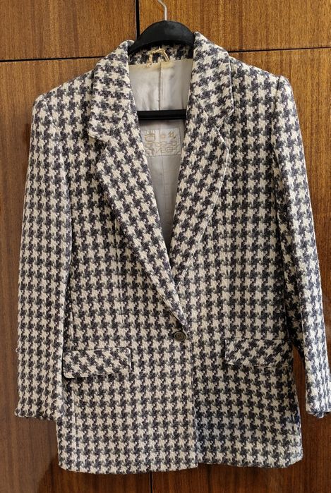 Ретро дамски  костюми и рокли