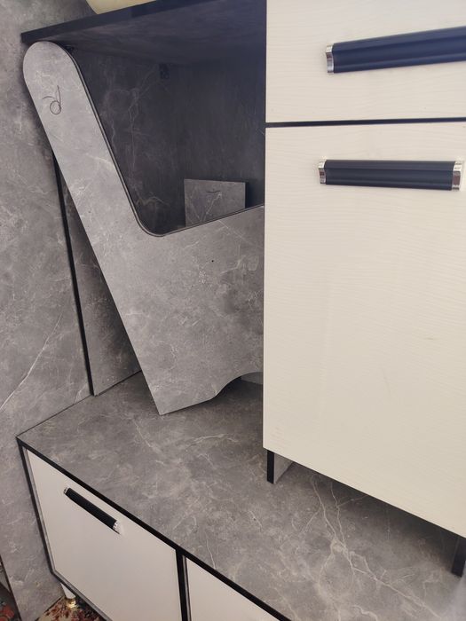 Bolalar va o'smirlar mebeli