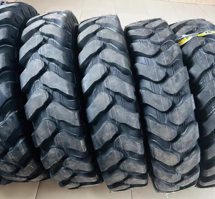 Экскаватор учун шиналар KOREA