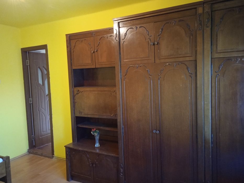 Apartament 2camere decomandat etaj1 Carei