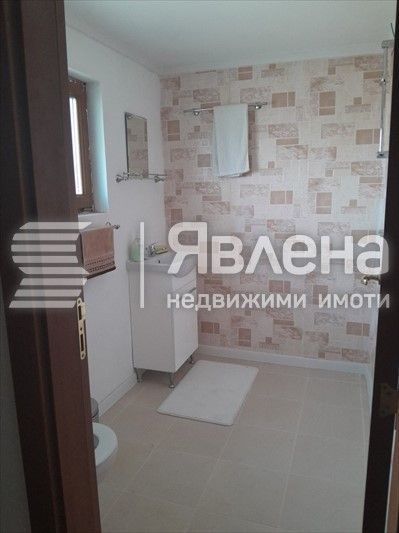 Продава се Къща в Стралджа - 200 кв.м за 1235 €/кв.м - Снимка #5