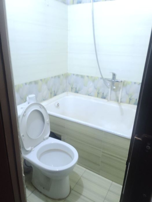 Сотилади Чилонзор Г9А квартал 1 хонали