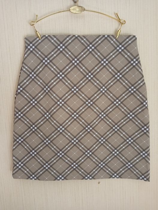 Юбки разные бежевые светлые