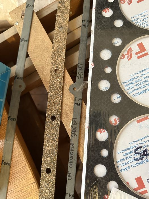 Motor ST SAVIEM 135 cai complet + piese noi pt mentenanță