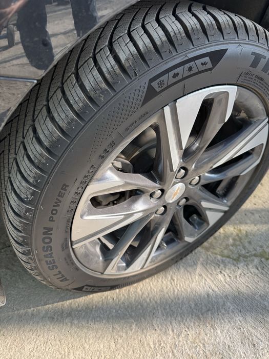 Treker diska balon yangi