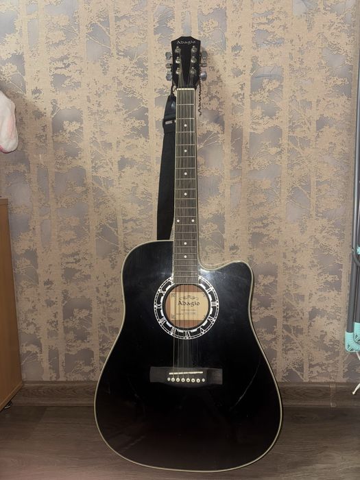 Аккустическая гитара Adagio