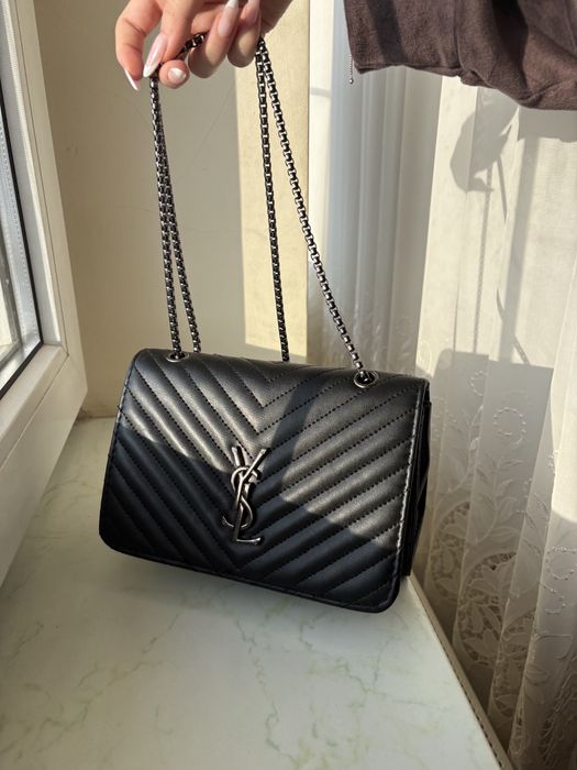 Geanta Yves Saint Laurent