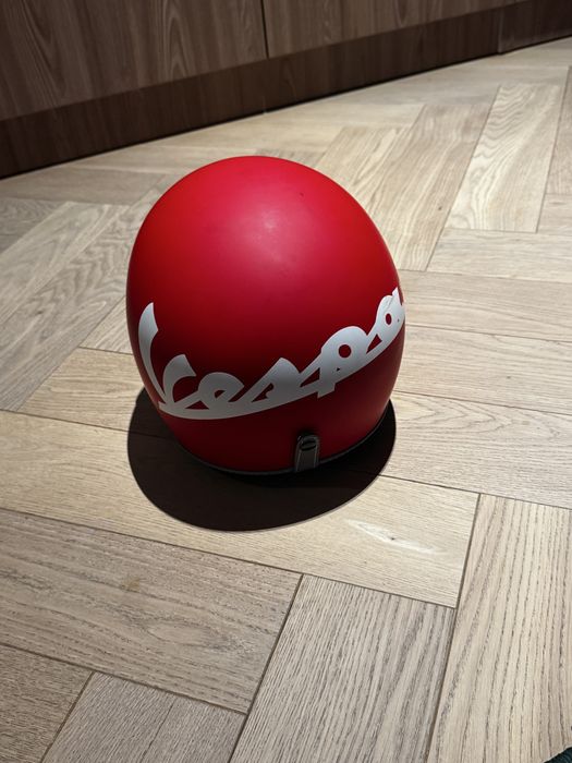 Casca vespa originala  noua !
