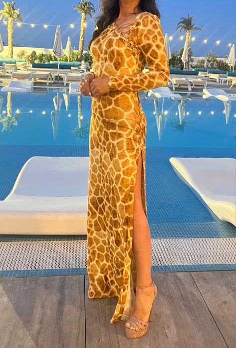 Vand rochie lunga Elisabeta Franchi