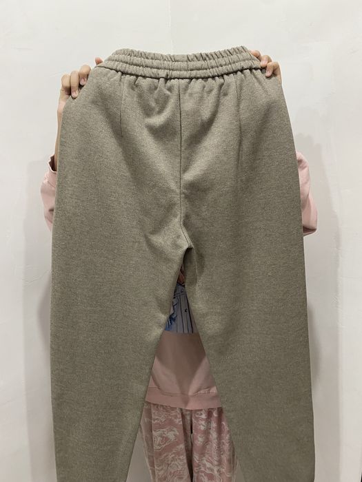 Женские повседневные  брюки.