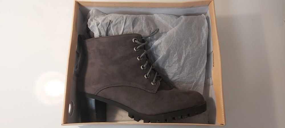 Paolo Botticelli дамски боти - 39 номер